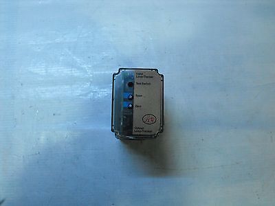 Absolute Process Instruments API 4001 G L D 9-30 VDC transmitter Relay With base