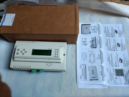 Johnson Controls LP-FX15D51-000C Ver A FX15 Universal Field Controller LPFX15D51