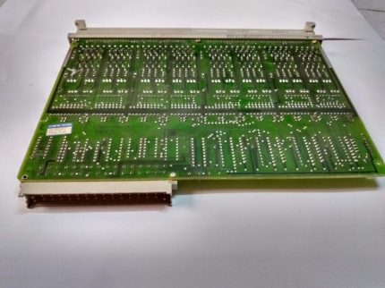 Siemens 6ES5445-3AA12 Simatic S5 Digital Output Module A92-C310-02-86