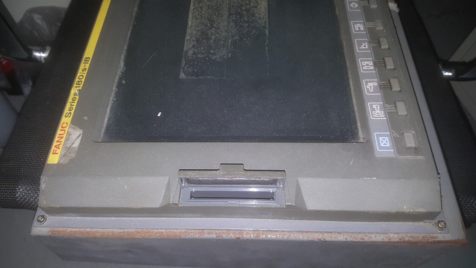 Fanuc CNC Panel A02B-0281-D517 HMI 180is-IB A13B-0195-C013 Win CE A87L-0001-0173