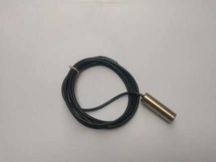 Baumer Electric IFRM 12P3702/L Inductive Proximity Switch IFRM12P3702L New