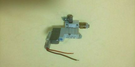 SMC Corporation SYJ324R-5MDZ-M5 Solenoid Valves Electronic Components