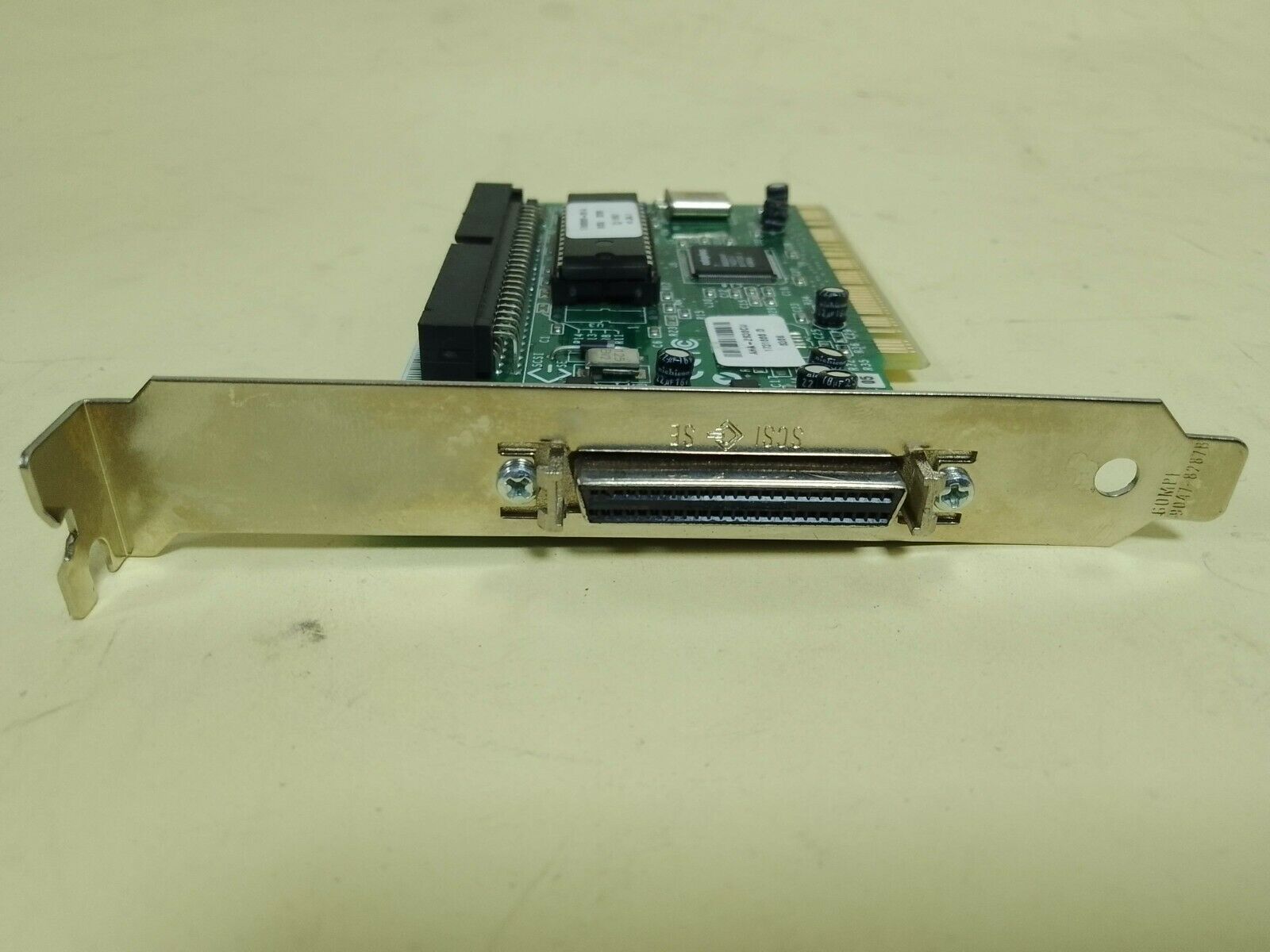 Adaptec AHA-2930CU PCI SCSI And RAID Controller Pcb Assy. 1686806-05 - Image 8