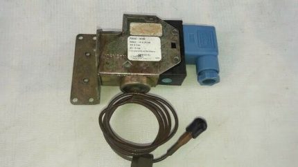 Johnson Controls P35AC-9100 300K ohm 16 Br Pressure Transducer For Non Corp Refr