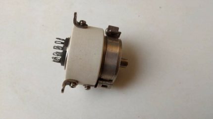 RCA Corporation 8122 83-13 fitted on socket with Chimney