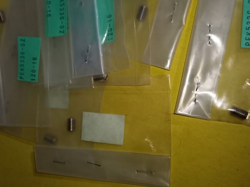 Ebara screw set P-1302A/B PEK533602P 120-16 8 pcs screw set - Image 3