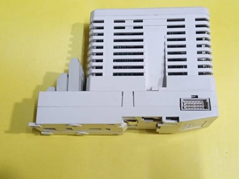 ABB DI810 3BSE008508R1 PR: D including base TU810V1 3BSE013230R1 PR: G - Image 6