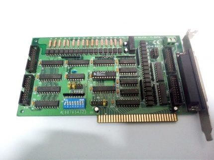 Advantech PCL-730 32 CH Isolated / TTL Digital I/O Rev .B2 00 Card