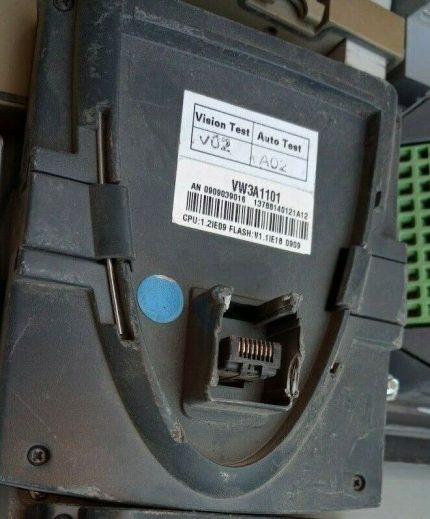 Schneider Electric Telemecanique VW3A1101 CPU 1.2IE09 V1.1IE10 Inverter Drive