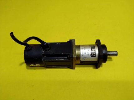 Baldor BSM1R-01-40-B5 Servo Gear Motor Mujno 040 Precision Gearing