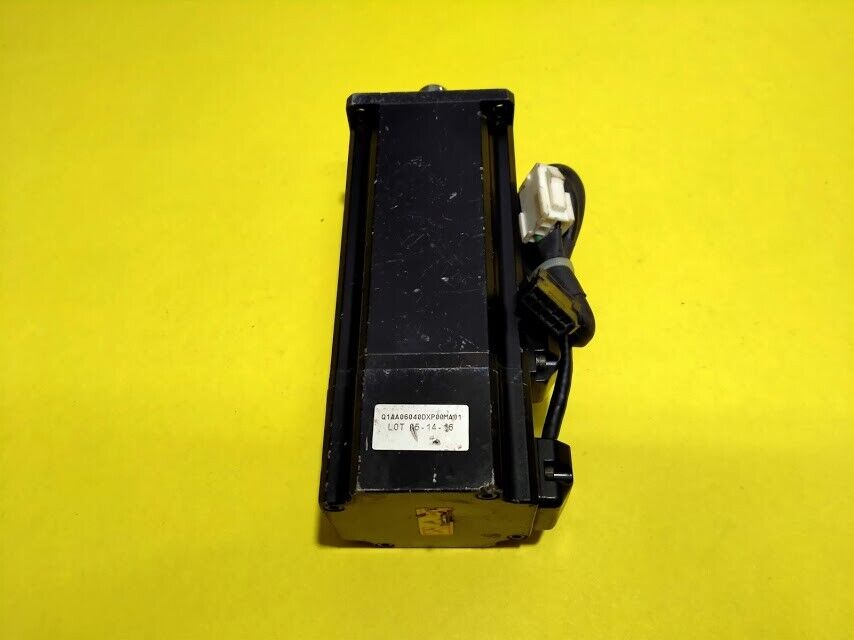 Sanyo Denki Q1AA06040DXP00M 400W AC200V 2.9A SANMotion Q AC Servo Motor - Image 4