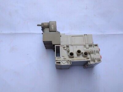 SMC SY5140-5DZ Solenoid Valve SY51405DZ Lot Of 3 - Image 3