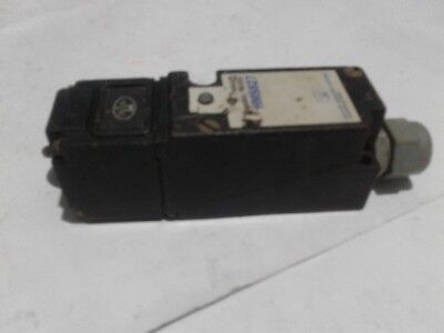 hms827-06 egn-l011 Datalogic Escort Memory systems HMS827 Passive Reader/Writer