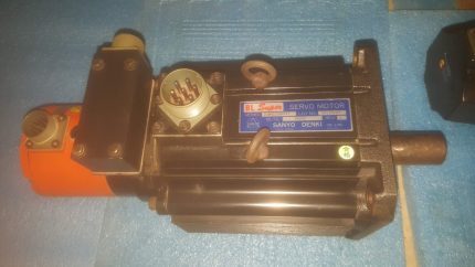 Sanyo Denki 20BM220MXP41 BL Super Servo Motor Opticoder LMA-250BM-S88