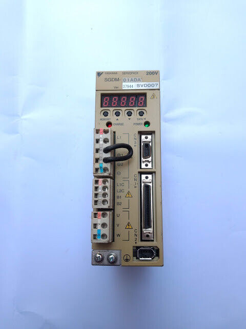 Yaskawa SGDM-01ADA Ver 37944 SVD007 Servo Pack FRQ Range 0-300Hz SGDM01ADA