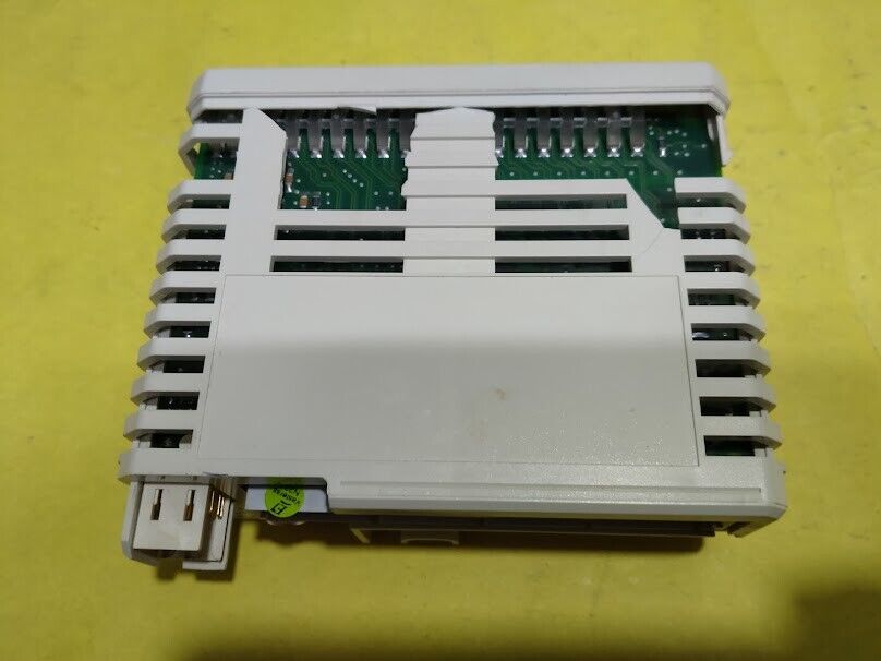 Asea Brown Boveri Including Base PLC Input Output Modules Model DI810 3BSE008510 - Image 3