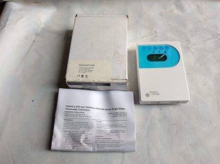 Johnson Controls T600HCP-4TR And T600HCx-4TR+Pir Series Single-Stage Thermostat