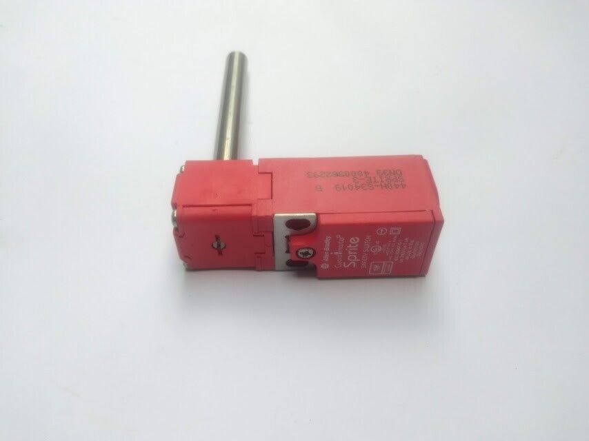 Allen-Bradley 440H-S34019 Ser B Guardmaster Sprite Hinge Safety Switch 440HS3401 - Image 6
