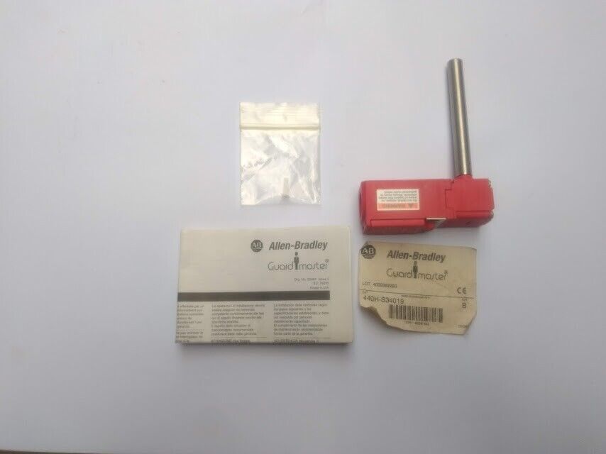 Allen-Bradley 440H-S34019 Ser B Guardmaster Sprite Hinge Safety Switch 440HS3401 - Image 4