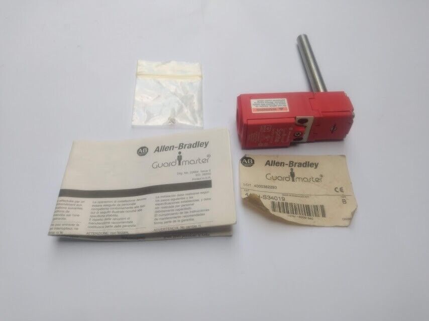 Allen-Bradley 440H-S34019 Ser B Guardmaster Sprite Hinge Safety Switch 440HS3401 - Image 2