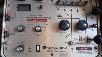Wallace & Tiernan Series 65-125 Electro-Pneumatic Calibrator Precomm/70458