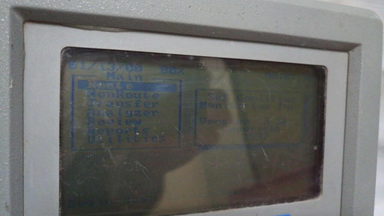 SKF Condition Monitor CMVA30-CE Version 3.22 Microlog analyzer vibrolog as is