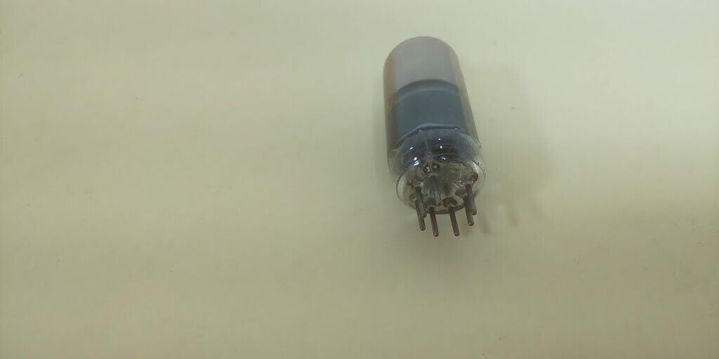 RCA Electron 5651A Radiotron Vacumm Tube - Image 4