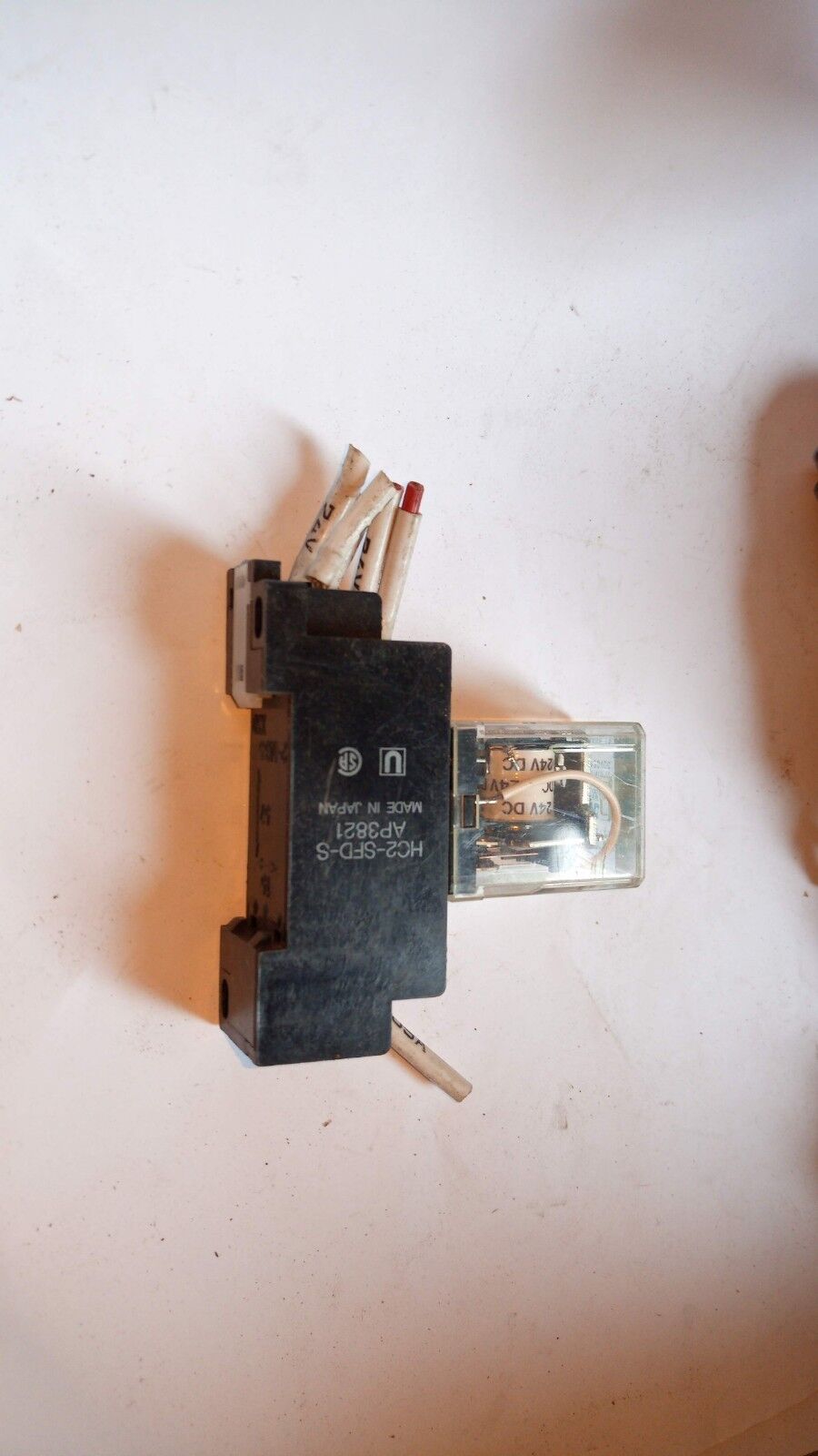 Nais Matsushita relay HC2-H-DC24 with socket HC2-SFD-S AP3821