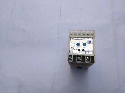 Multitek M200-V33U voltage Relay 415V 3Ph 3W Voltage under Trip M200V33U