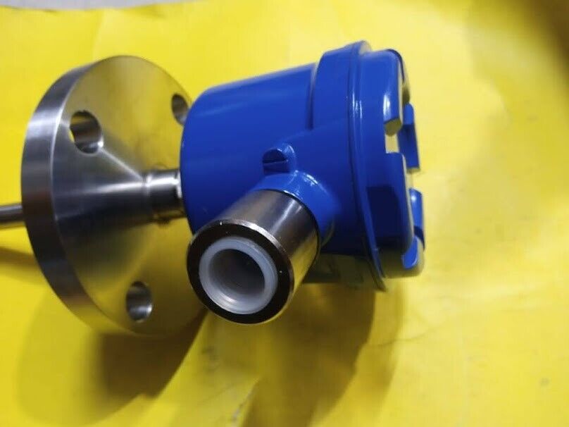 Nohken VL12F Vibrating Level Sensor M.No 828002010002 New Marine store spares - Image 4