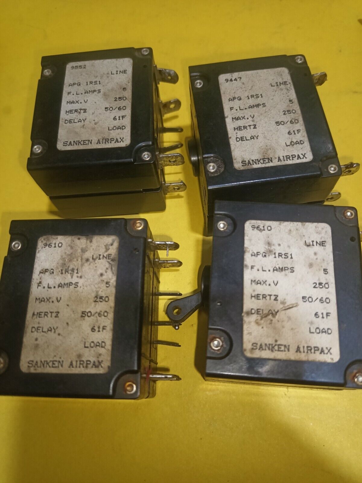 Sanken Airpax Panel Mount 5A/250V AC Circuit Breaker Model APG-1RS1
