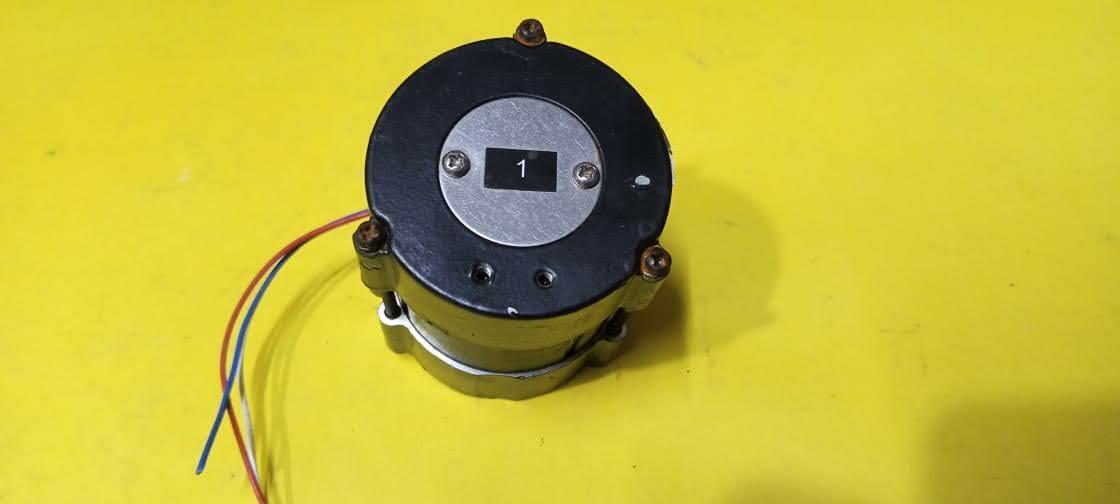 AC Motors in Working Condition-10W 220V AC Condenser Motor Model EX10700211 - Image 4