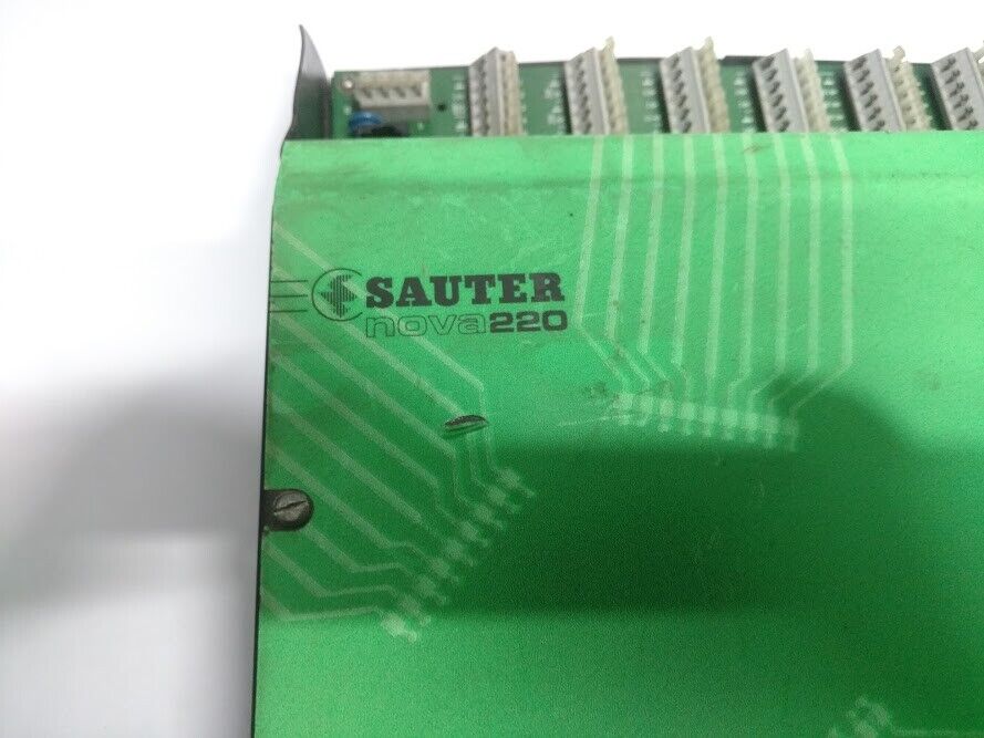 Sauter nova220 EYL 220 F001 DDC automation station EY3600 family - Image 4