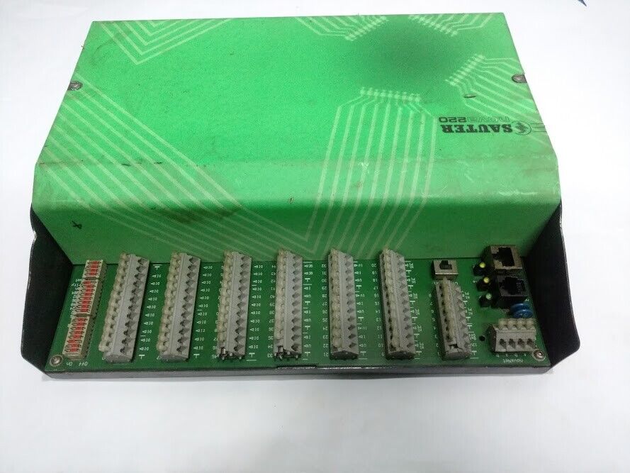 Sauter nova220 EYL 220 F001 DDC automation station EY3600 family - Image 2