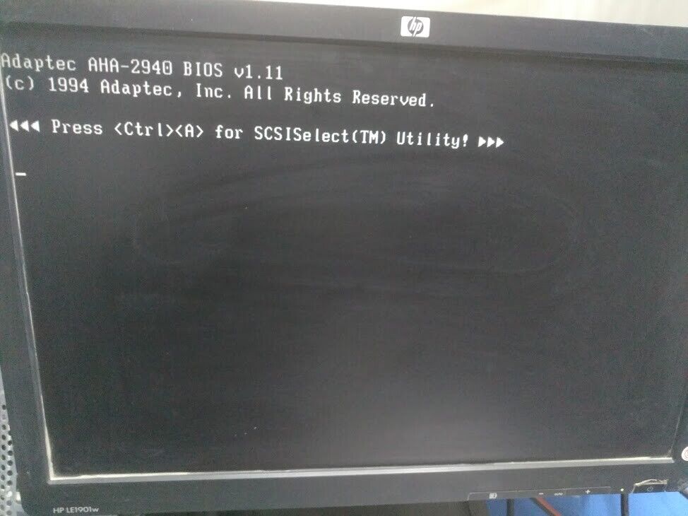 Adaptec AHA-2940 Bios V1.11 Assy 566505-00 PCI SCSI controller card 569201-00 D