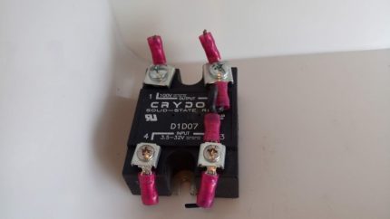 Crydom  D1D07 Solid State Relay 3.5-32v