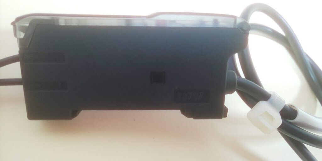 Omron E3X-NA41 Photo Electric Switch 2m - Image 3