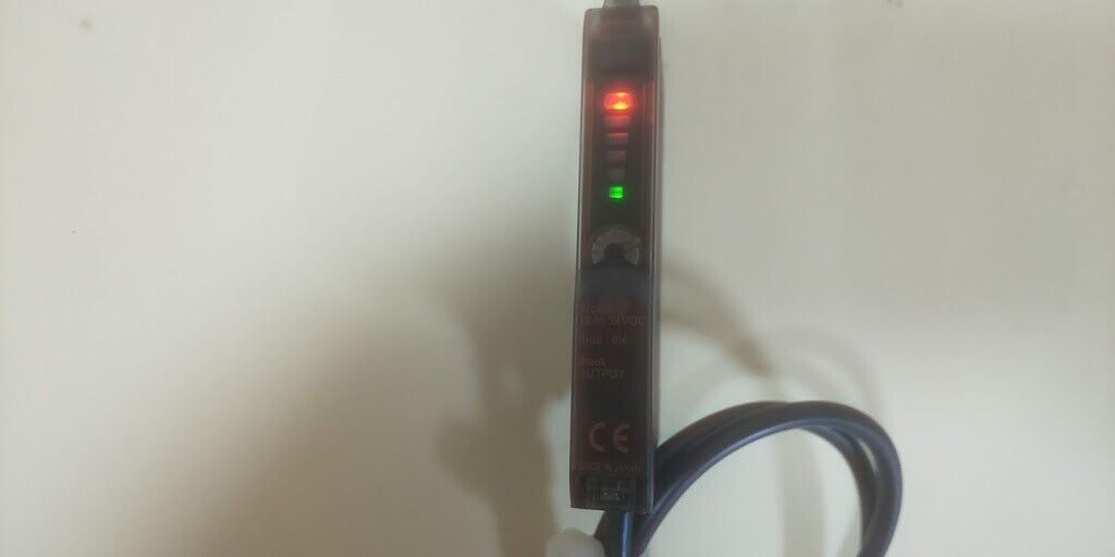 Omron E3X-NA41 Photo Electric Switch 2m
