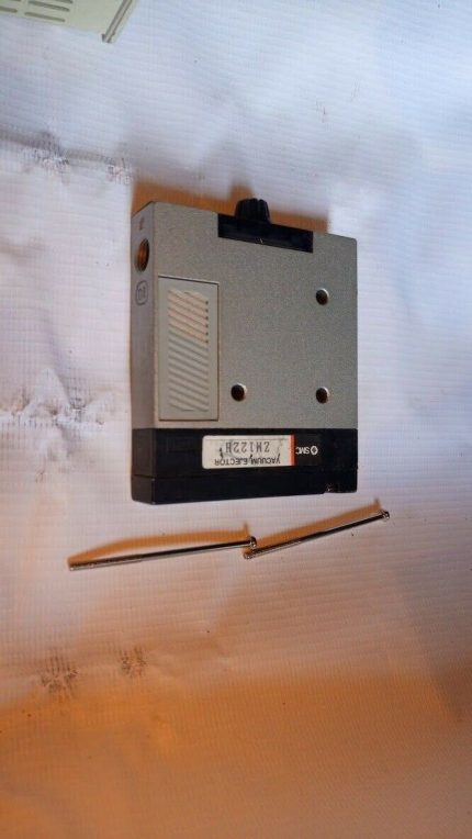 SMC Vacuum Ejector ZM122H PNEUMATIC VACUUM EJECTOR VACUUM SWITCH