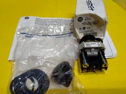Allen Bradely 800H-JR2KB7 Ser. F Bulletin 800H Selector Switch 4,4x,13 New