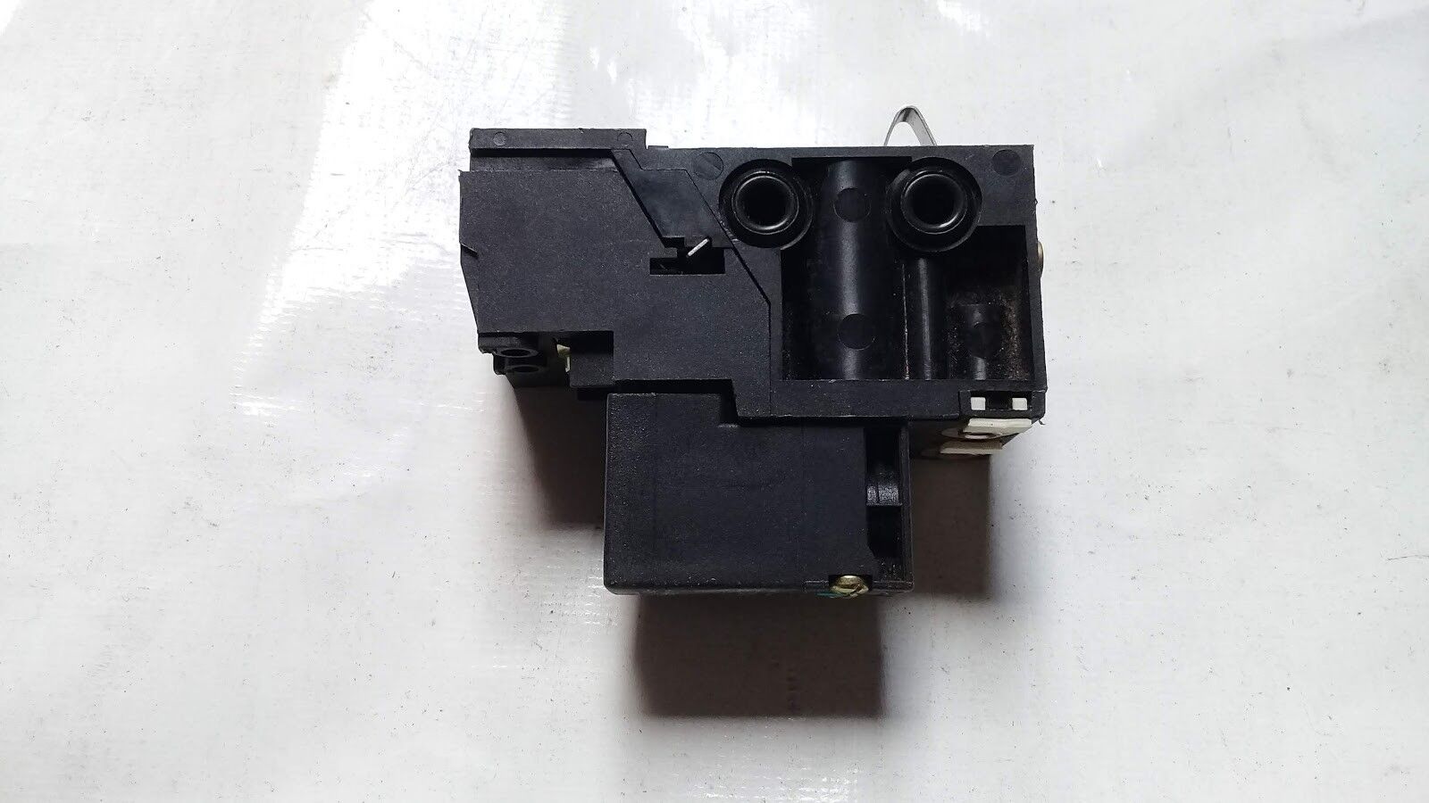Parker PS1-E23 Pneumatic Solenoid Valve PS1E23 - Image 5