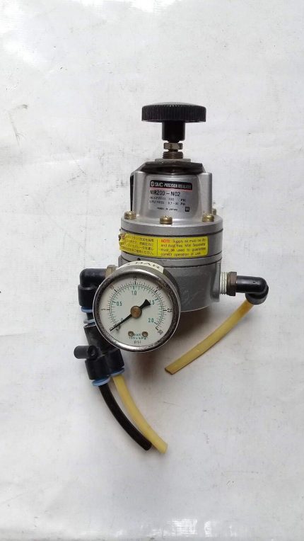 SMC NIR200-N02 Max 100 Psi output 0.7-30 Psi Precision Regulator NIR200N02