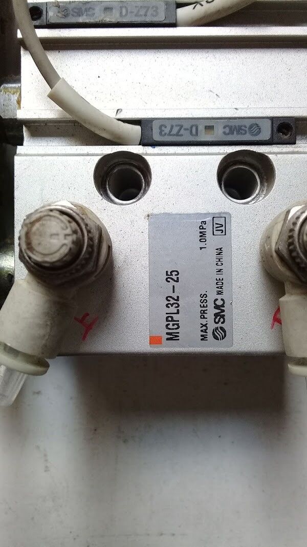 SMC Corporation MGPL32-25-Z73 Max Press 1.0MPa Pneumatic Cylinder MGPL3225 - Image 3