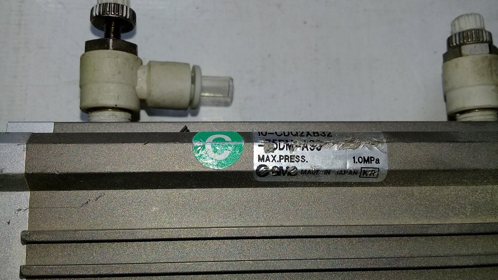 SMC Corporation 10-CDQ2XB32-75DM-A93 Cylinder 10CDQ2XB3275DMA93 - Image 3