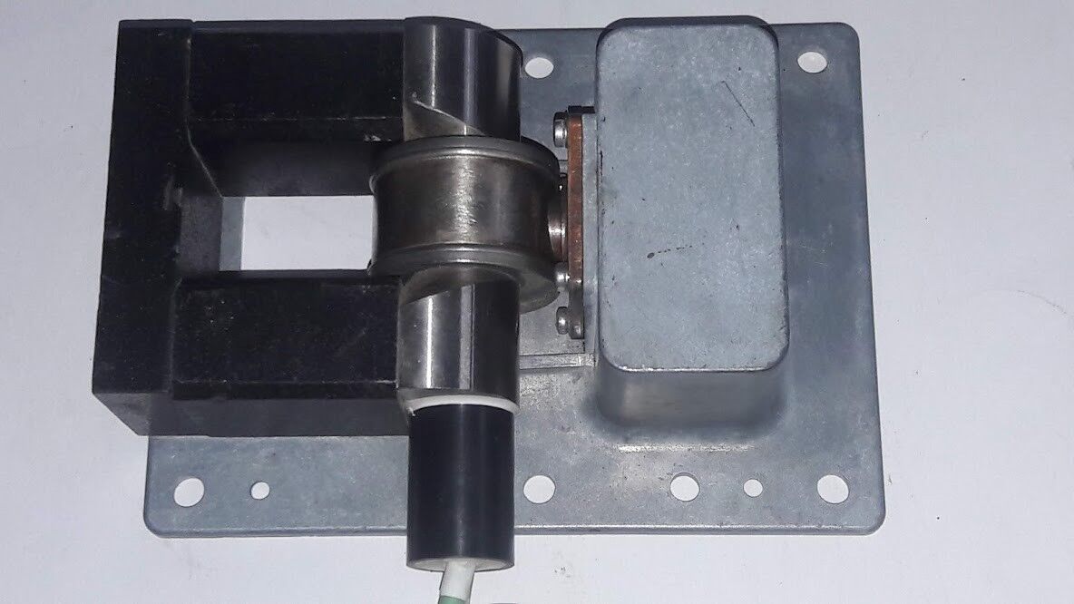 e2v Technologies MG5223F EEV MAGNETRON MG5223F Marine Radar Magnetron Marine - Image 4