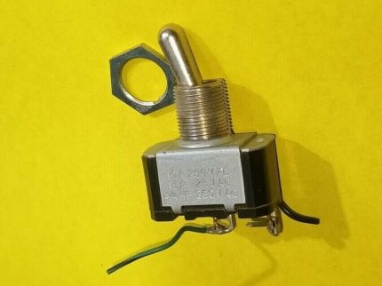 9533 Eaton Cutler-Hammer toggles switch MIL spec