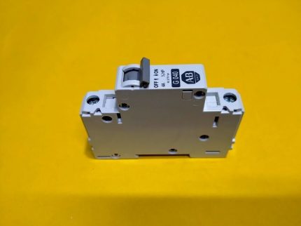 Allen-Bradley 1492-CB1G040 Ser. C G040 Circuit Breaker