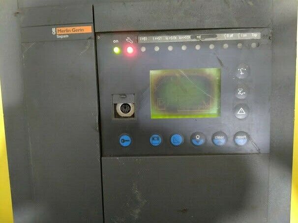Merlin Gerin Base unit SEP383 for Sepam series 80-24 250 V - with LCD Panel Only