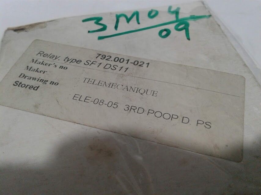 Telemecanique SF1 DS11 Relay SF Series 1 Marine store spare - Image 6