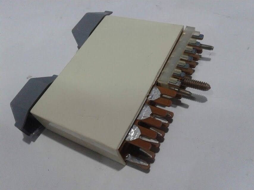 Telemecanique SF1 DS11 Relay SF Series 1 Marine store spare - Image 3